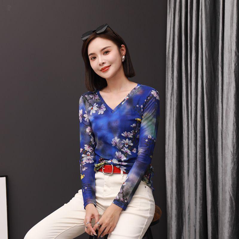 

Spring 2024 New Small Shirt Blue Long Sleeved T-shirt V-neck Tops Female Fancy National Style Printed Mesh Tops Blue 3XL