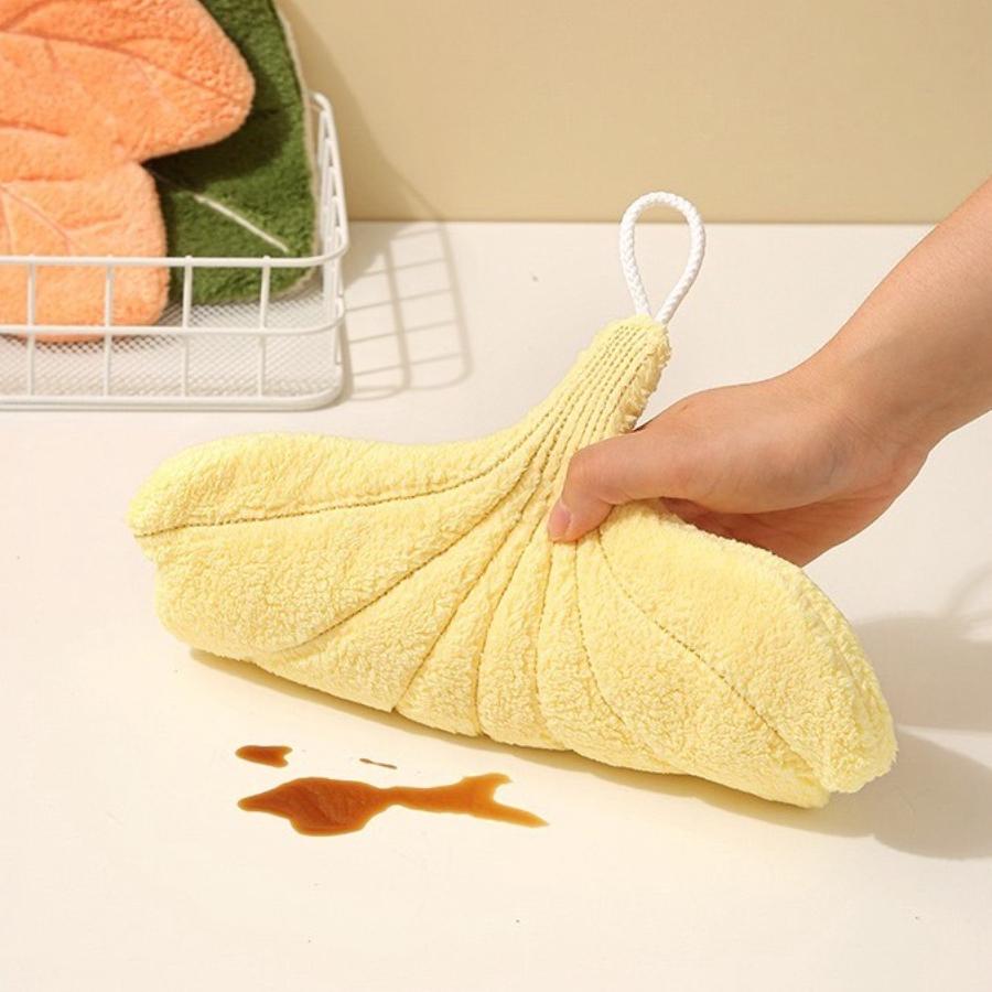 Household Maple Leaf Hand Wipes Multi Functional Thick Absorbent Wipes Kitchen and Bathroom Hooks Coral Velvet Handkerchiefs