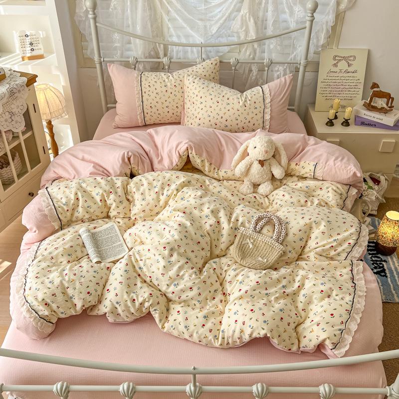 Korean Style Lace Skin-Friendly Double Layer Gauze Printed Bedding Set - Three or Four Pieces