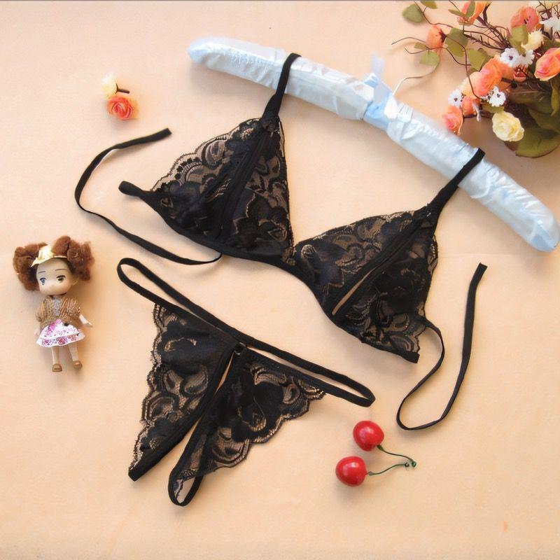 Women's open-crotch lingerie, sexy lace transparent, three-point open-crotch panties seduction set