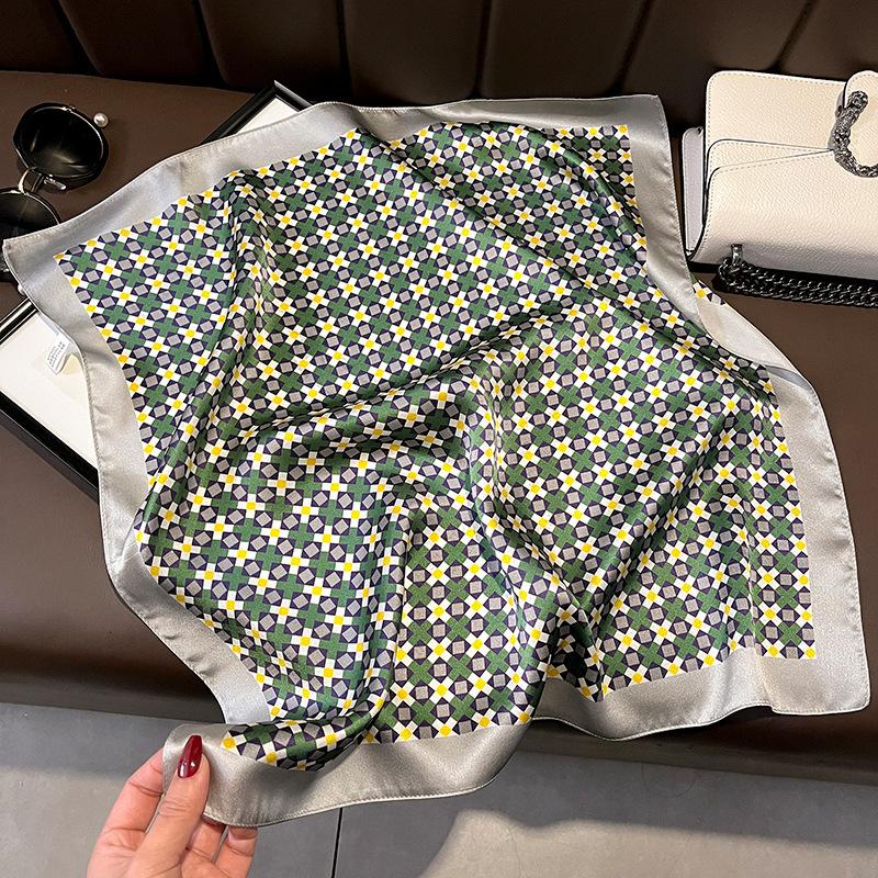 Mulberry Silk Scarves Women Fashion Handkerchief Small Bandana Head Hair Scarfs Luxury Printed 100% Silk Neck Scarf For Men 53cm