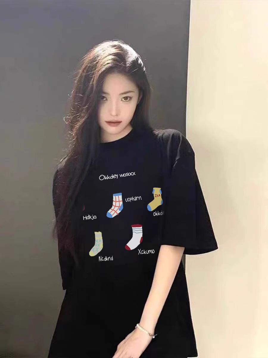 

2025 Summer Retro Black Loose Cotton T-shirt - Women s Short Sleeve Straight Shoulder Top 3XL світло-синій колір