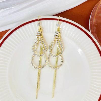 Elegant Chinese Style Long Tassel Earrings for Women - Luxurious Gold Ear Hooks