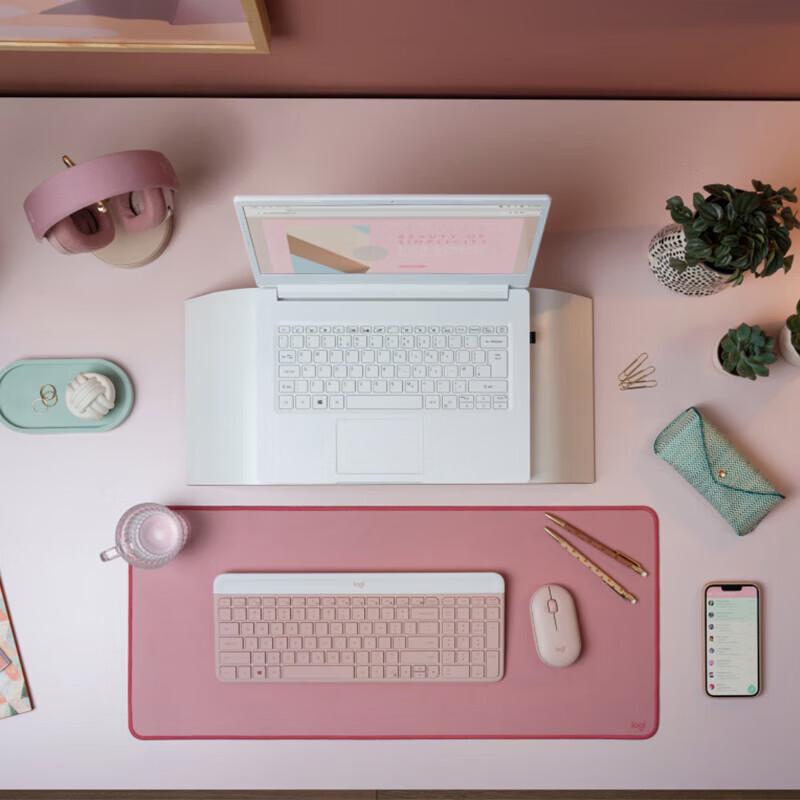 Logitech MK470 Slim Full-Size Wireless Keyboard and Mouse Combo