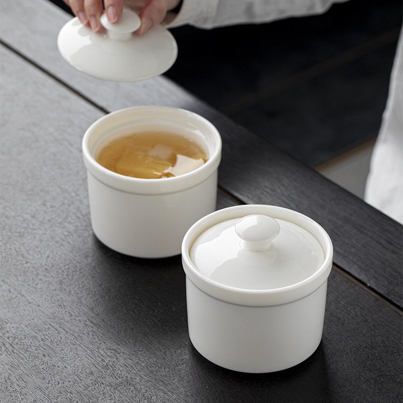 Dehua White Porcelain Stew Pot 330ml - Smooth Ceramic Soup Bowl with Lid for Nourishing Meals.