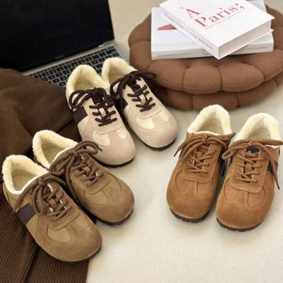 Damen Baumwollschuhe Retro Herbst und Winter Neu Vielseitig Weichsohlige Lässige Board-Schuhe Plateausohle Samt Sportschuhe