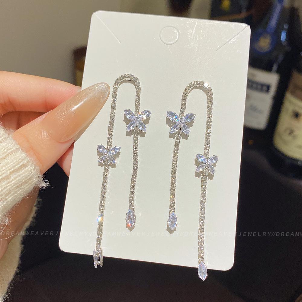 925 Sterling Silver Full Diamond Tassel Earrings – High-End European & American Style, Super Shiny, Luxurious Ear Jewelry for Women.