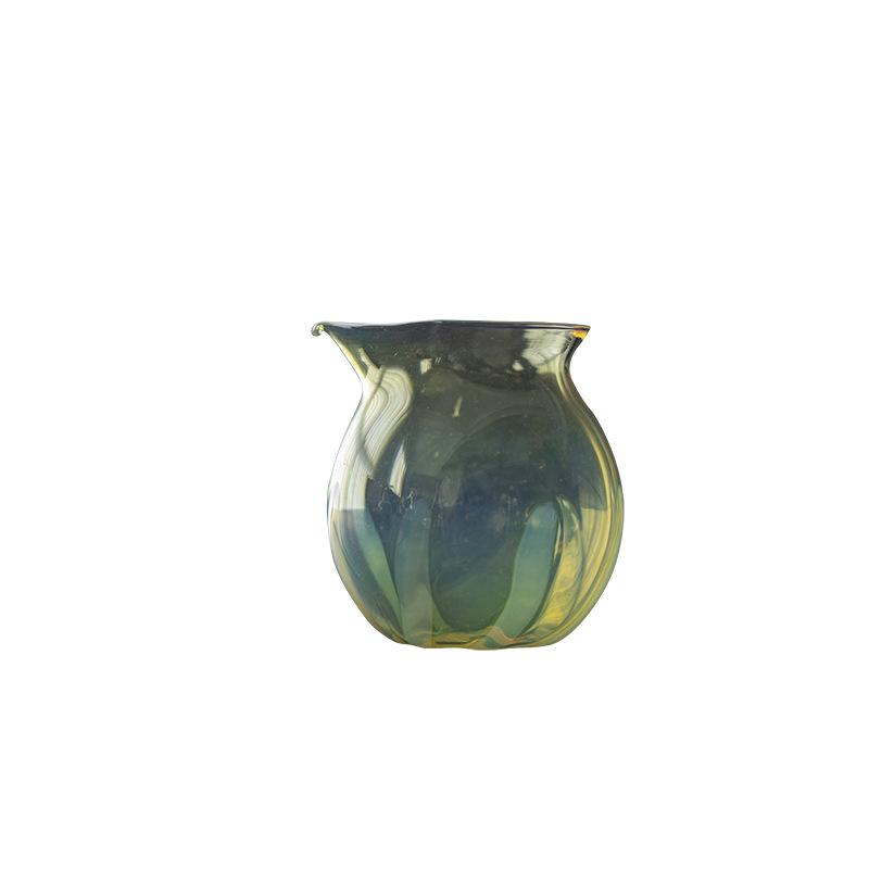 Colorful heat-resistant glass fair cup handmade male cup tea sea tea separator uniform cup kung fu tea set small male cup