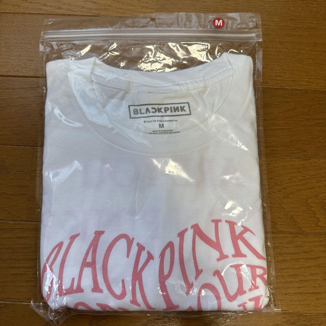 

[USED] BLACKPINK BORNPINK WORLDTOUR Heart T-shirt