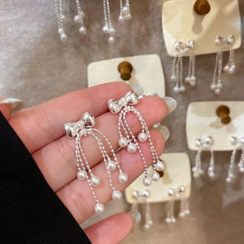 Silver Needle Niche Light Luxury Bow Tassel Earrings Women's Design Sense Premium Earrings Silver Fashion Versatile Earrings Women