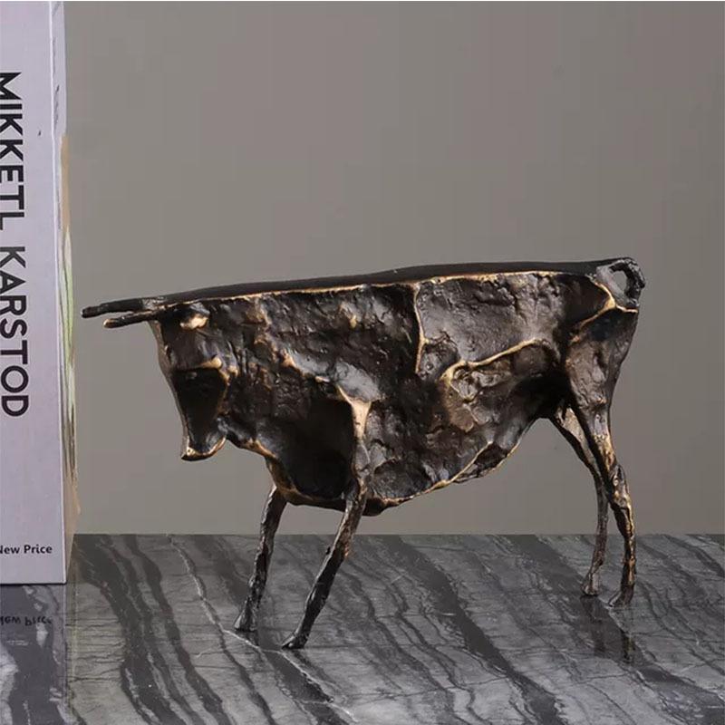 Metal El Sanatları Simülasyon Hayvan Heykeli Demir Öküz Boğa Figürü Sığır Metal Figür Ev Dekorasyon Aksesuarları