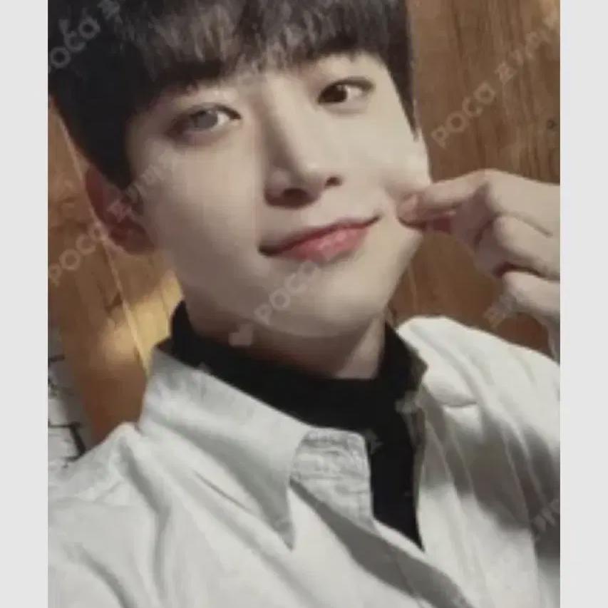  Cravity Jungmo Season's Greetings Ktwon4u Pre-order Benefit Photocard Jungmo Kissing