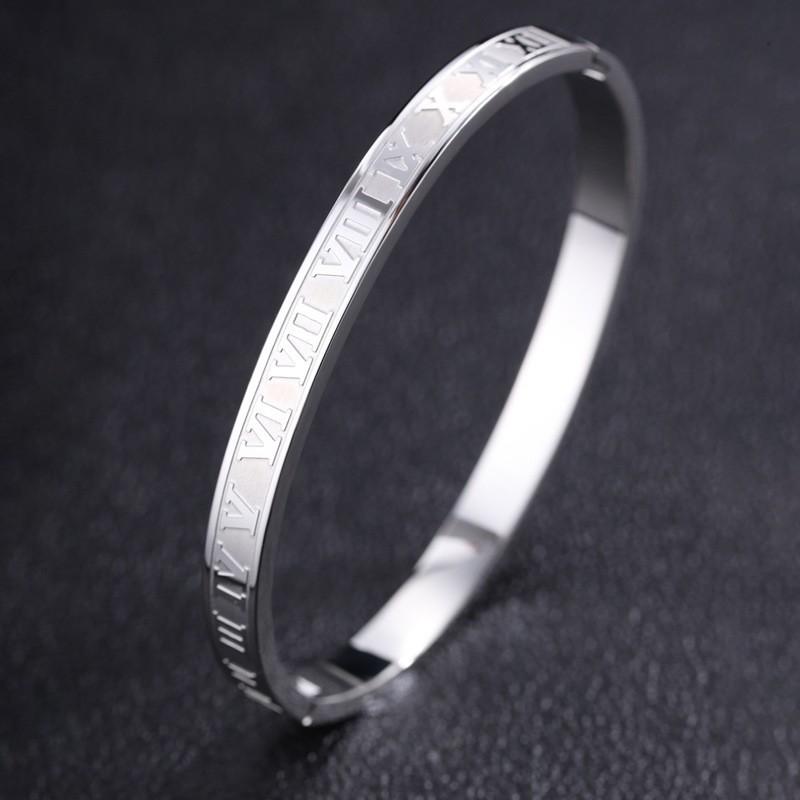 Premium Roman Numeral Engraved Gold Tone Stainless Steel Fashion Beaded Bracelets Chic Minimalist Bangle 60mm*50mm