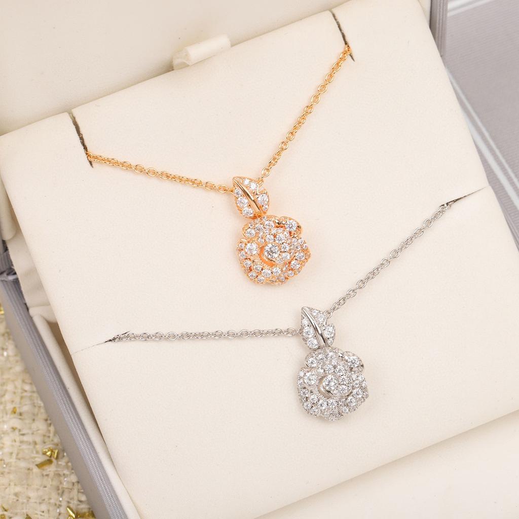 New Vintage Diamond Necklace For Women Luxury Jewelry Designer Smile Pendant Pure 925 Sterling Silver Party Flower Necklaces