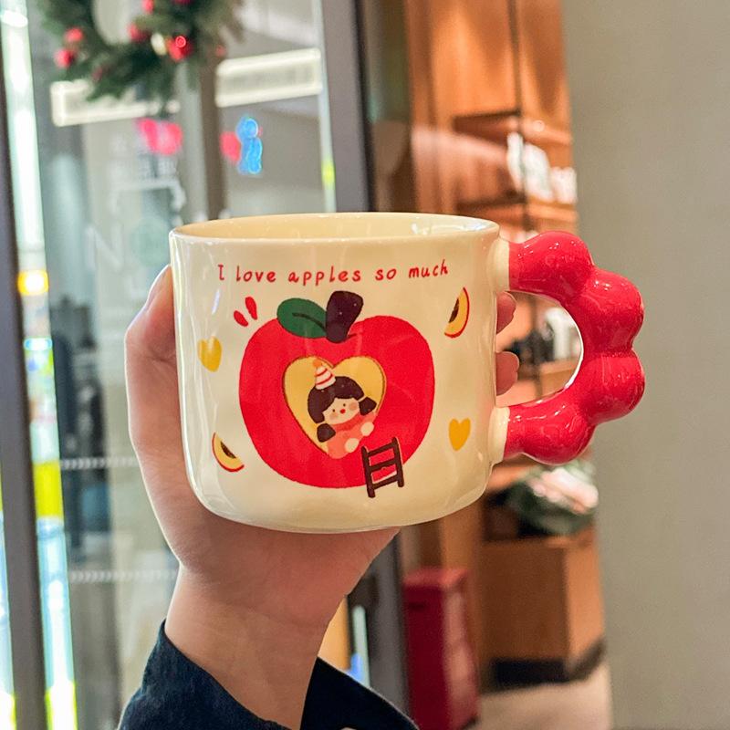 Girl Heart Apple Girl Cup Cute Ceramic Cup with Lid Spoon Girl Large Capacity Coffee Mug Souvenir