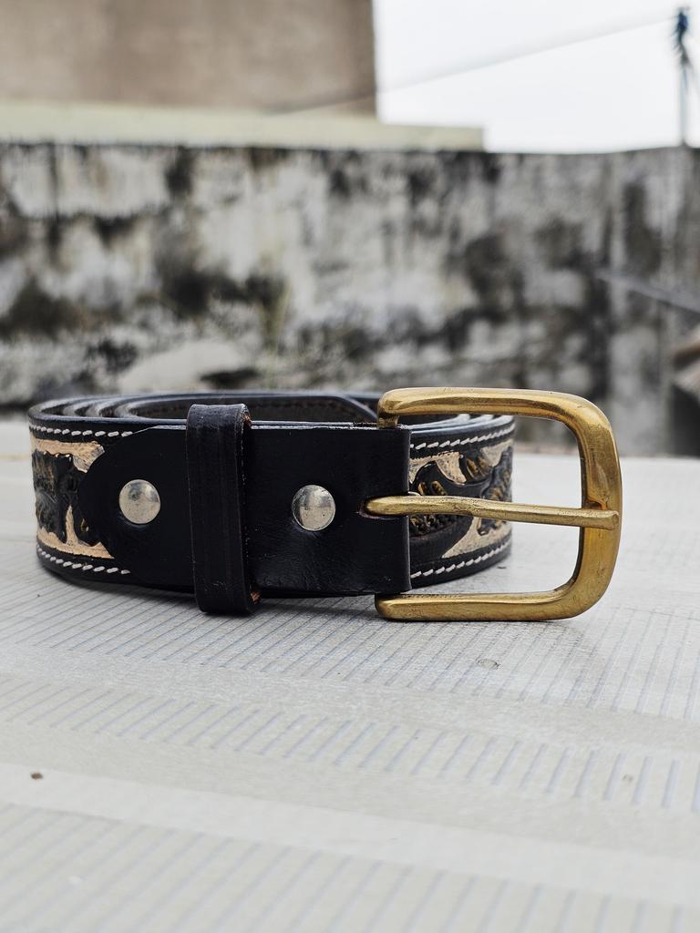 Hand Tooled Black Leather Cowboy Belt – Floral Carved Western Rodeo Belt – Full Grain Handmade Ranch Men’s Outfit