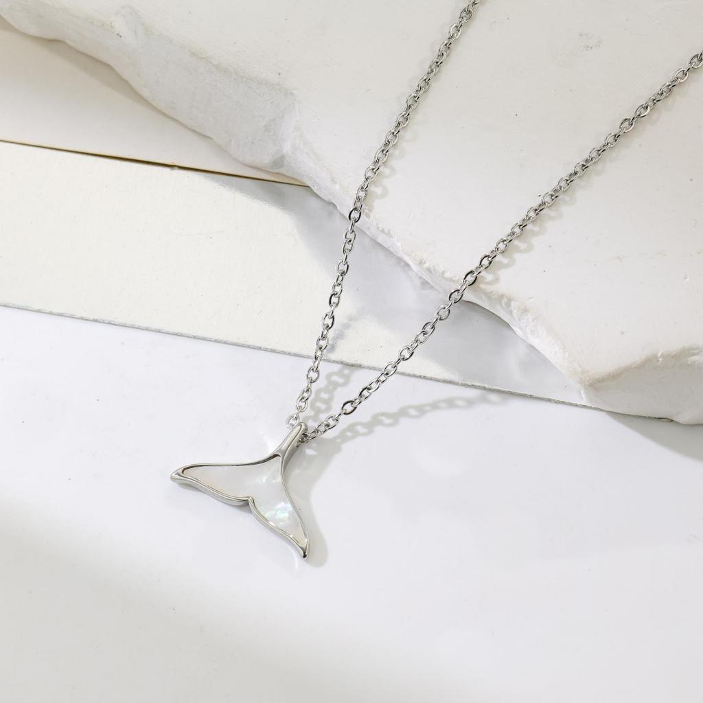 Fischschwanz Halskette Damen Titanstahl Leichter Luxus Nischen Design Geburtstag Weihnachtsgeschenk