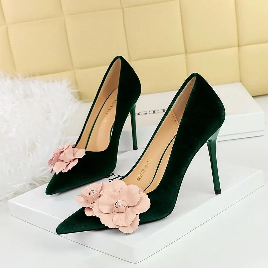 Spring Autumn New Banquet Wedding High Heels Shoes Suede Fine Heels Shallow Mouth Pointed Flower Decorative Women's Single Shoes