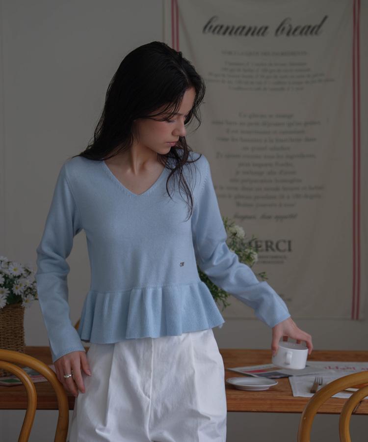 DEHEVE V-Neck Flare Shirring Knit [Sky Blue]