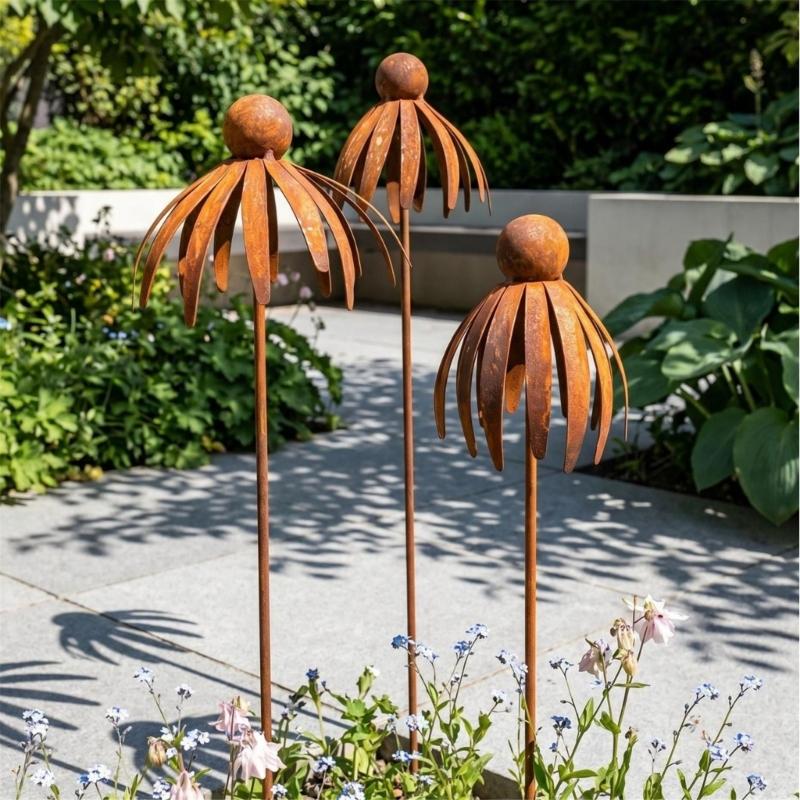 Weather Resistant Iron Echinacea Garden Decoration Handmade Rusty Flower Stake for Outdoor Landscaping