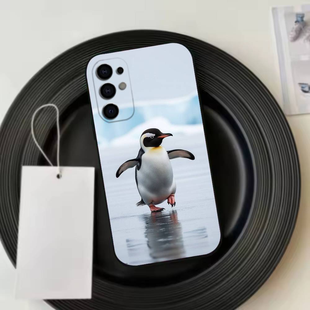 Funny Happy cute P-Penguin Phone Case For Samsung S25,S24,S21,S22,S23,S30,Ultra,S20,Plus,Fe,Soft Silicone Black Cover