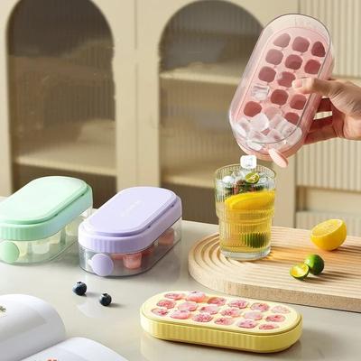 Silicone Ice Block Mould with  Lid 18 Grid Soft Bottom Ice Block Mold Square Fruit Ice Blocks Maker Tray Kitchen Accessories