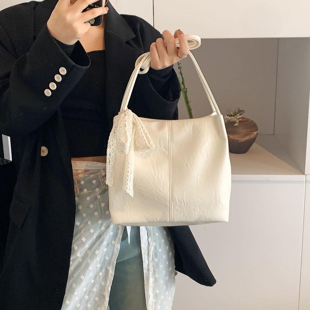 Nischen Silber Achseltasche für Damen Koreanische Bucket Tote High-End Schultertasche mit hoher Erscheinungswert