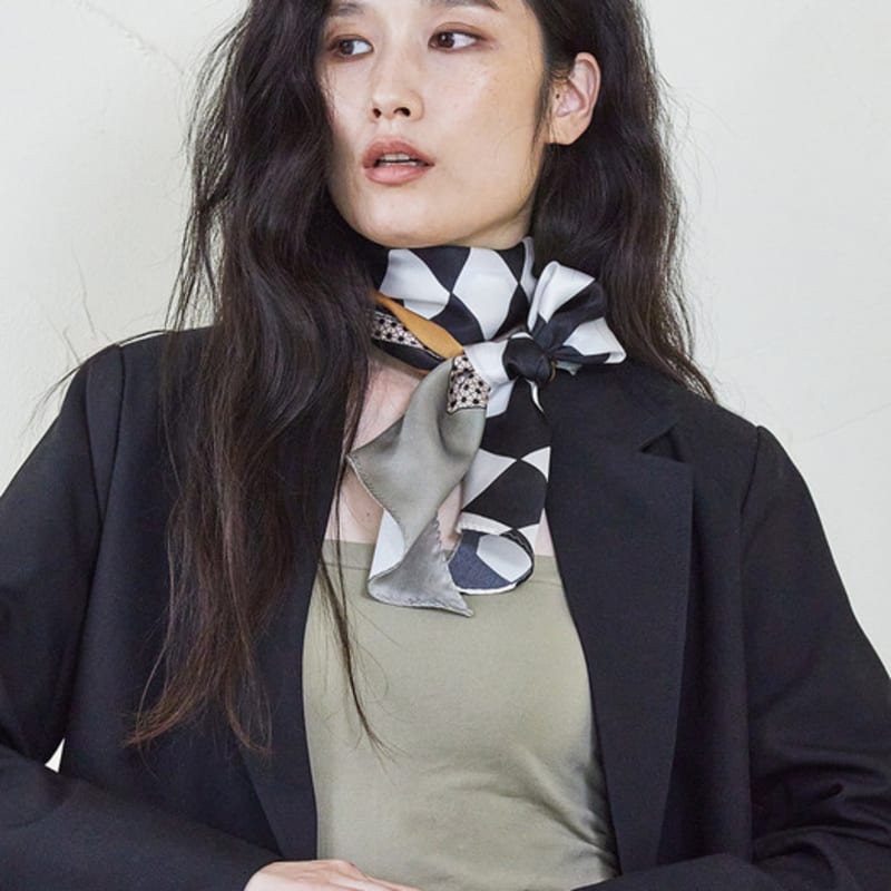 ANA MAISON Space for A Silk Long Petite Scarf [PML-1399]