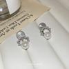 Light Luxury Hollow Pearl Ear Clips, Women's No Holes, Exquisite Zircon Stud Earrings, High-grade Mosquito Coil Disc Earrings, No Earholes.