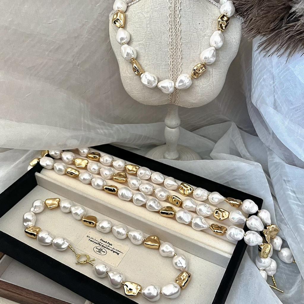 National Style Retro Large Particle Baroque Bead Pearl Design Sense Necklace Female Atmosphere Sense Neck Chain Collarbone