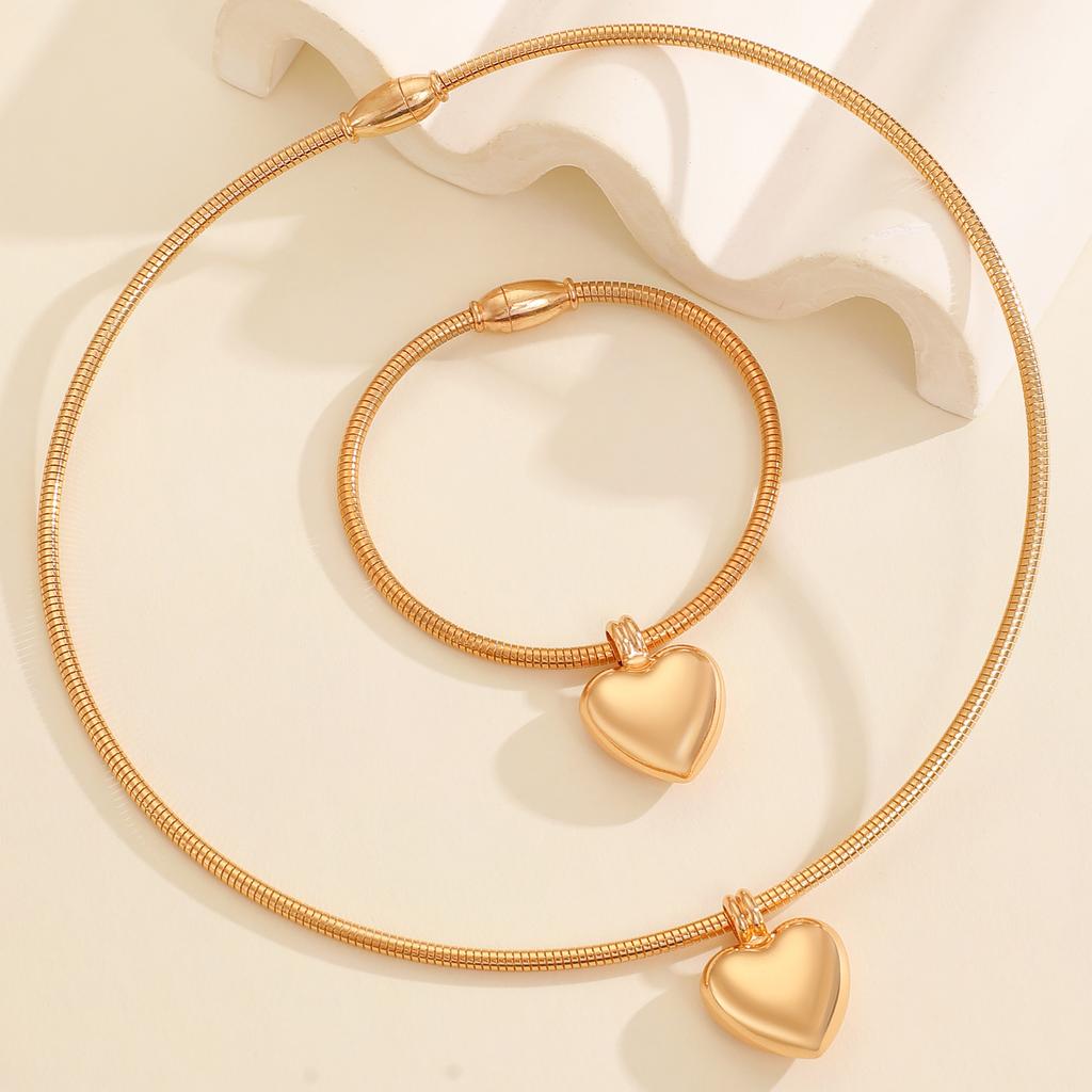 New jewelry peach love magnetic collar opening ring symmetrical simple fashion love pendant bracelet female tide