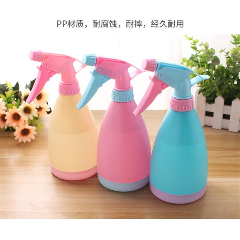 Candy Color Hand Pressure Plastic Watering Spray Kettle, Mini Sprinkler for Flower Plant Watering