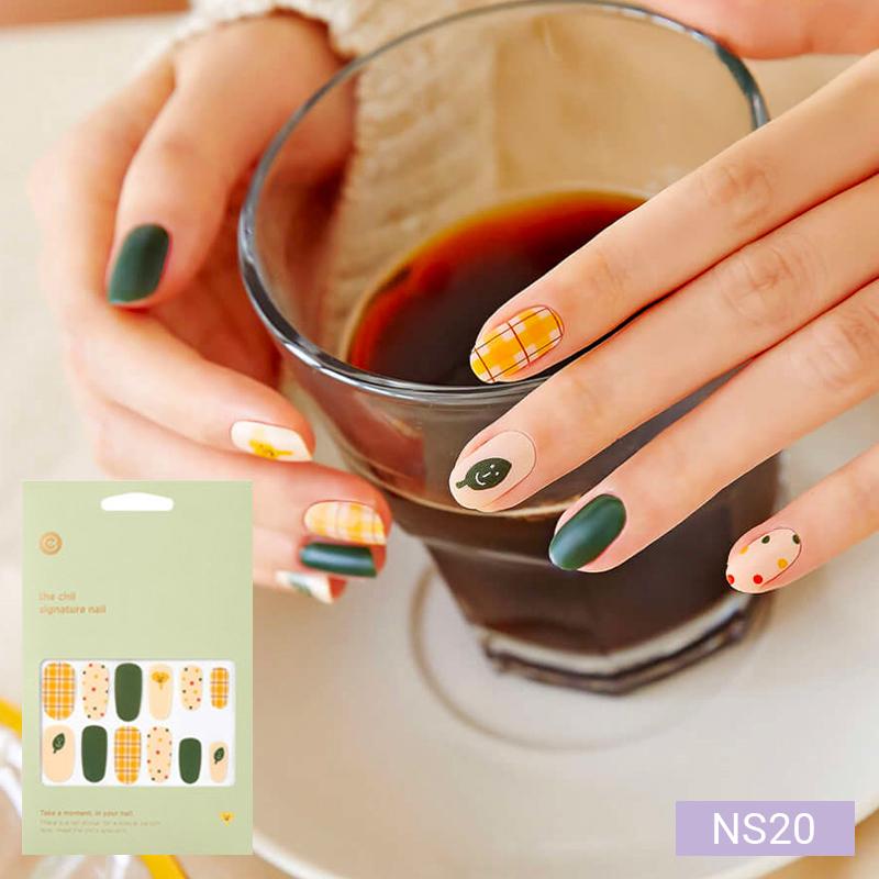 Warm-Tone Nail Stickers 24pcs | Self-Adhesive Strips, Caramel&Plaid Mix, Quick 5-Min Manicure