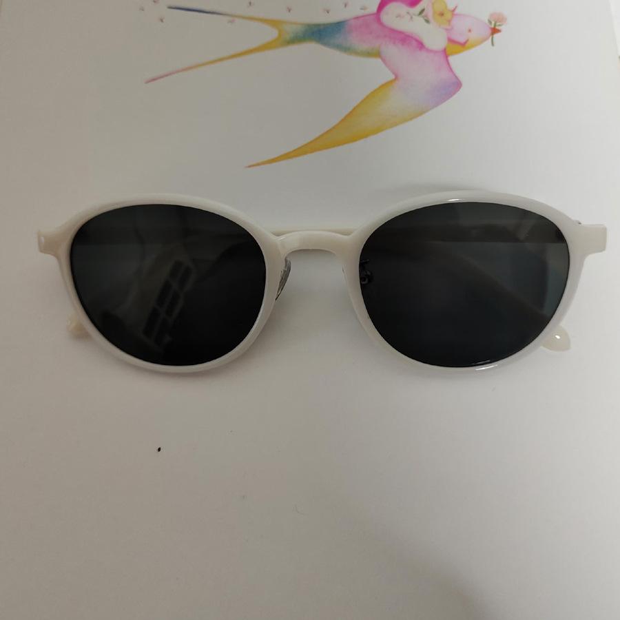 Fashion Stylish Sun Glasses Women Round Shape Uv400 Protection Designer Sunglasses Vacation Travelling Men Sun Glass