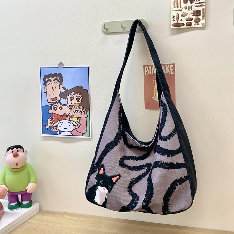 European & American Style Canvas Crossbody Tote: Large Capacity, Literary, for College Students & Commuting