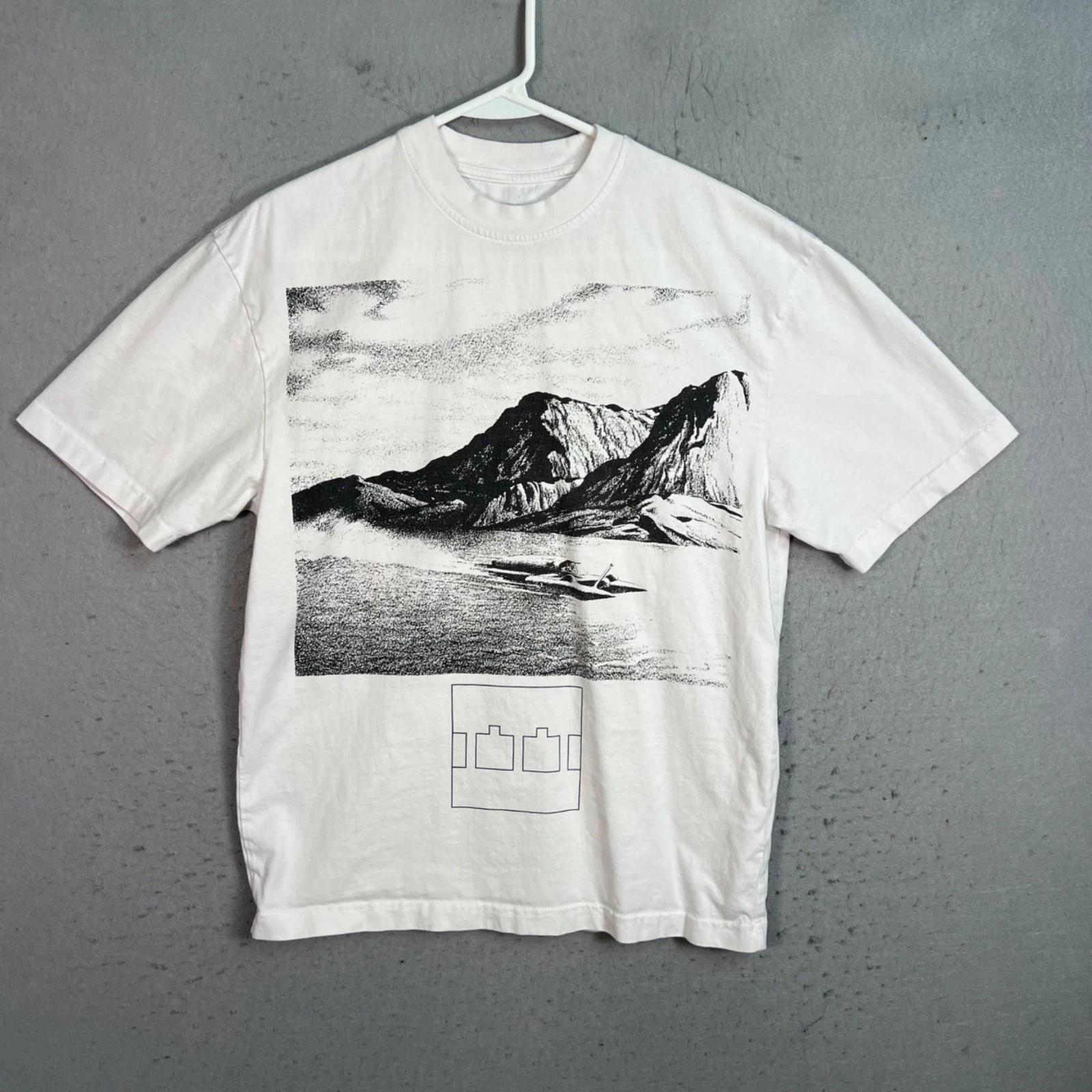 The Trilogy Tapes White Graphic T-Shirt Mens Size Small Short Sleeve 2XL