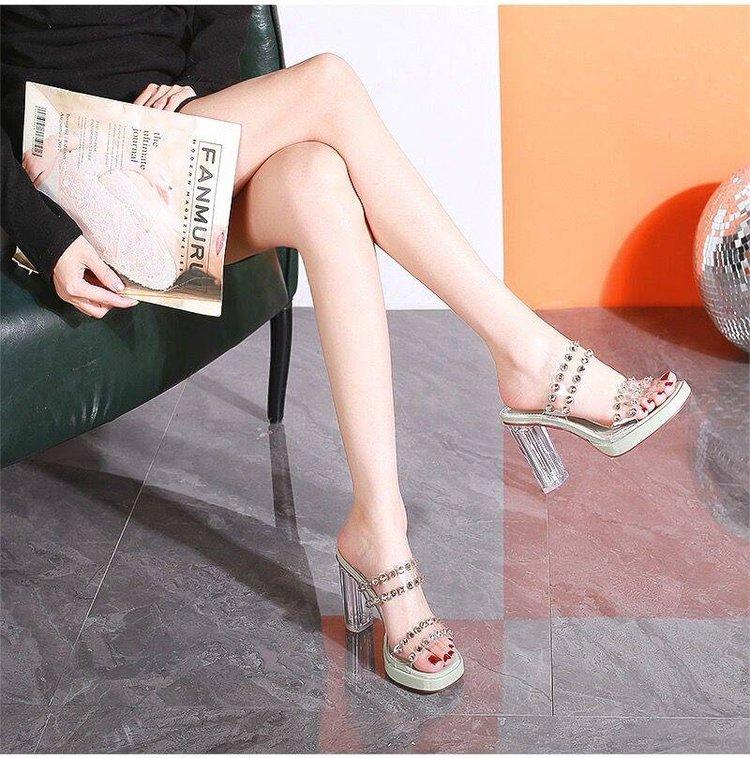Fashion Glitter Slides Slippers Casual Square Toe Female Shoes Rubber Flip Flops Women Heels Jelly Luxury 2025 Hawaiian Summer High Scan