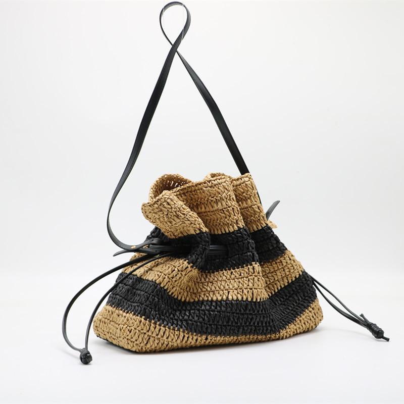 New Striped Crochet Bag Single-shoulder Tote Straw Bag Closed Women's Crossbody Bucket Bag Woven Beach Bag ARI