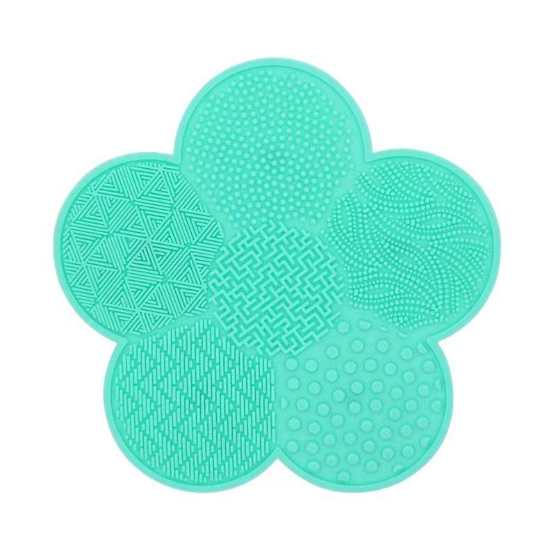Silicone Apple-Shaped Makeup Brush Cleaning Pad with Suction Cups