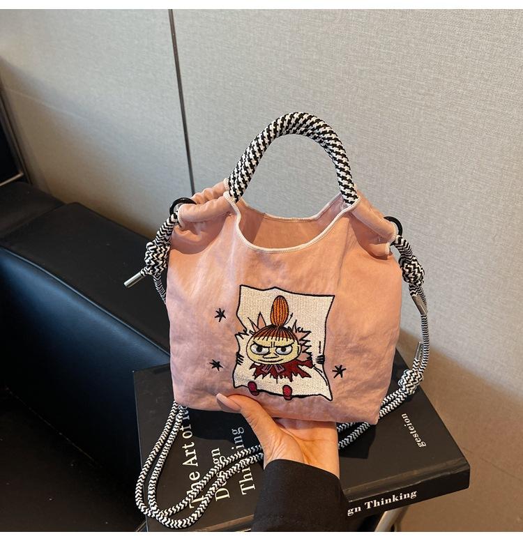 Canvas Bag Women's Autumn and Winter New Versatile Casual Shoulder Messenger Bag Popular Bucket Bag