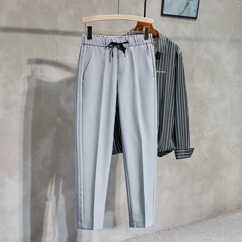 

Весенние мужские повседневные брюки с 9-точечным ремнем, стильные легкие, эластичный пояс, драпированные, не мнется, мужские брюки в британском стиле, брюки-клеш 3XL светло-серый