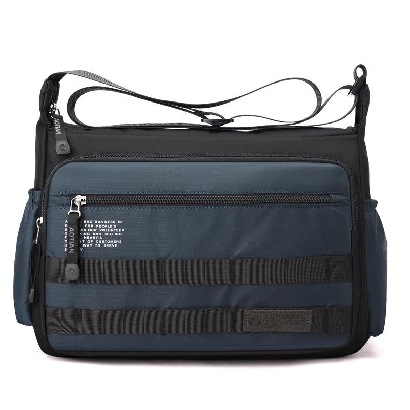 

Мужская вместительная легкая износостойкая сумка Oxford через плечо темно-синий