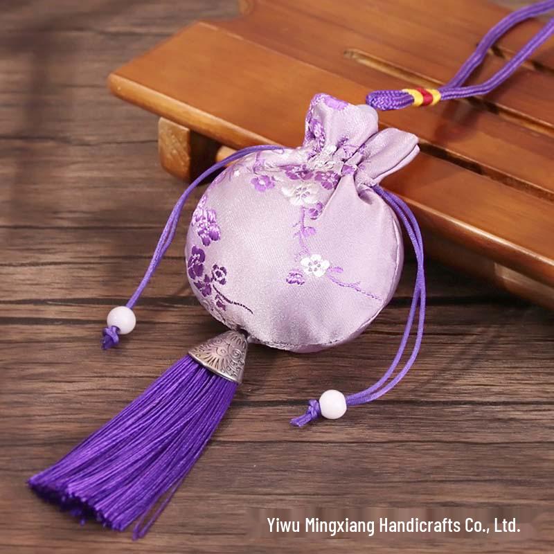 Chinese Mugwort Sachet: Traditional Herbal Mosquito Repellent Car Ornament - Dragon Boat Festival Pendant
