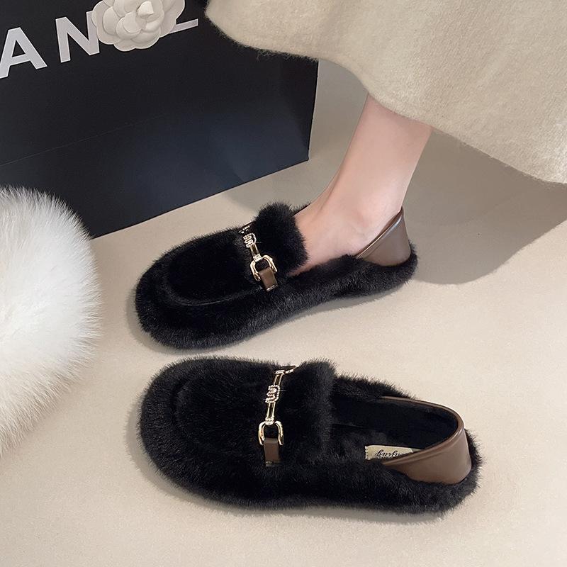 Mao Mao shoes women's outer wear 2025 new Doudou shoes winter plush popular warm plush shoes lazy shoes