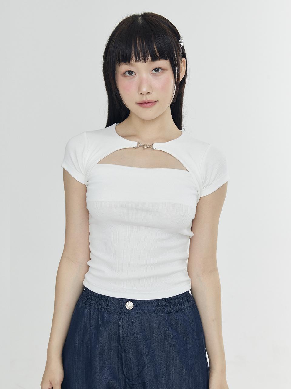 Adore Bell Heart Buckle T-Shirt - White Free