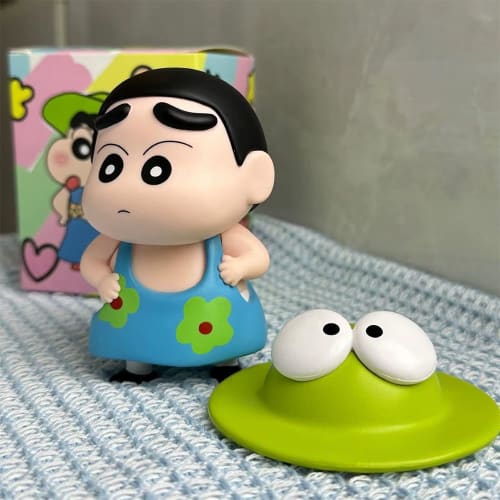 Crayon Shin-chan Decoration, Crayon Shin-chan Figure, 18cm PVC, Cute, Stylish, Popular, Pre-Colored Plastic Model, Gift, Doll Figure, Boys and Girls T