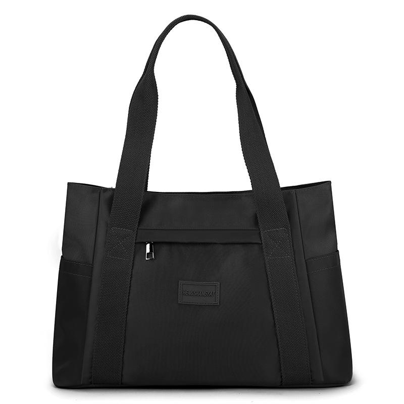 

Large-capacity nylon cloth fashionable and simple shoulder bag new casual and lightweight portable tote bag чёрный