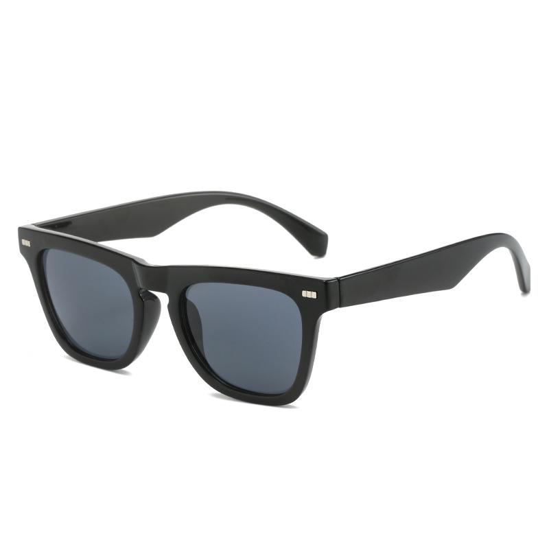2023 Retro Rivet Sunglasses European and American Style for Men - Simple, Literary Driving Shades.