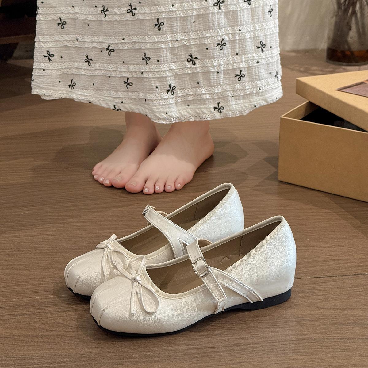 

[Uncle Shoe] 2025 Evening and evening shoes increase the height of single shoes for women s summer new silver French skirt ballet with Mary 35