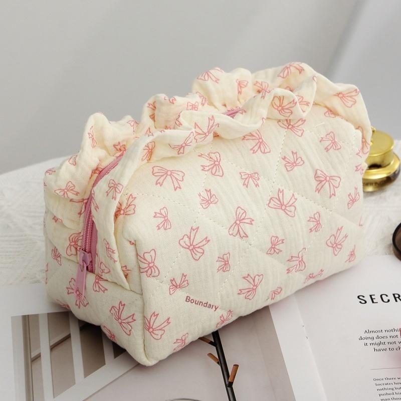 Makeup Organizer Bag Large Capacity Ruffled Edge Bow Floral Print Pen Storage for School Travel Work